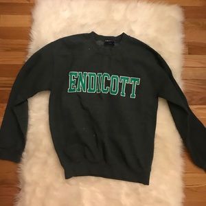Endicott College crewneck